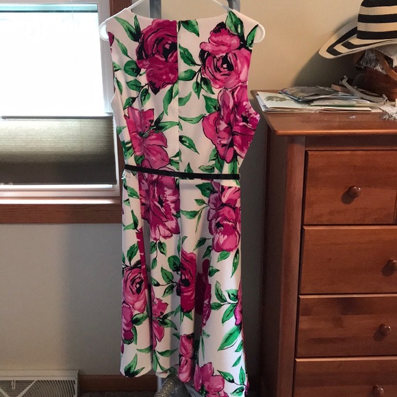 Floral summer dress - Picture 4 of 4